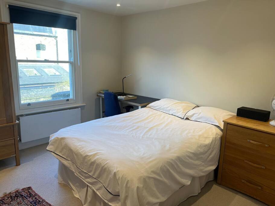 Four Bedroom Modern Victorian Wandsworth House London Exteriör bild