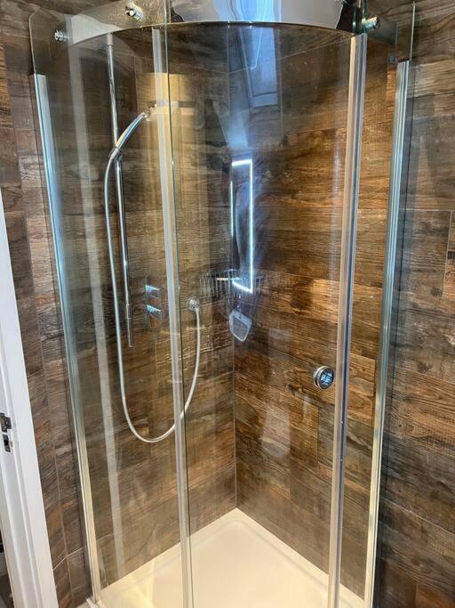 Four Bedroom Modern Victorian Wandsworth House London Exteriör bild